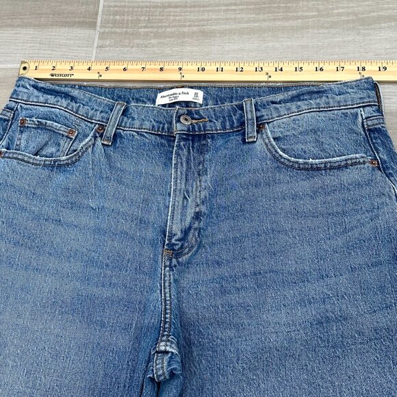 Abercrombie & Fitch The Baggy Low Rise Jeans in Medium With Let Down Hem Size 32 - Picture 11 of 16